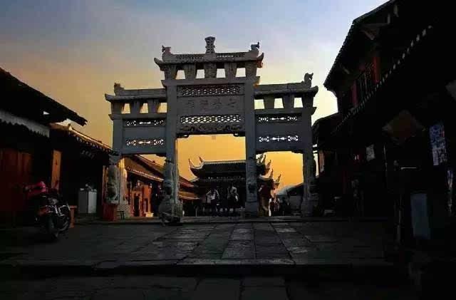 岳阳:以新型工业化和“智赋万企”行动为主抓手,培育壮大产业集群